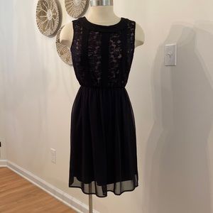 EnFocus Studio Black Lace and Chiffon Dress
